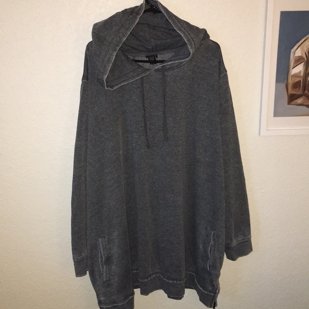 Soft Gray Pullover Hoodie torrid size 6